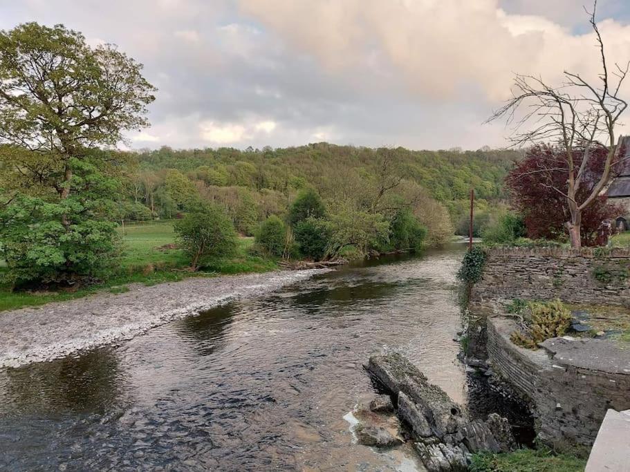 Riverside Retreat Llandysul Luaran gambar